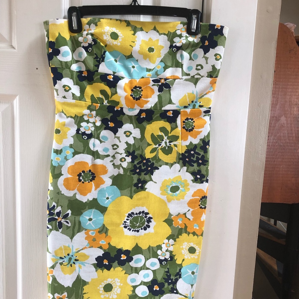 Strapless dress